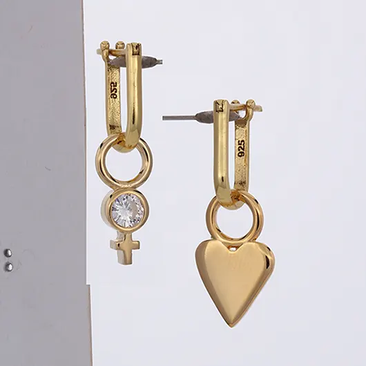 Jewellery retouching in Photoshop (Before)